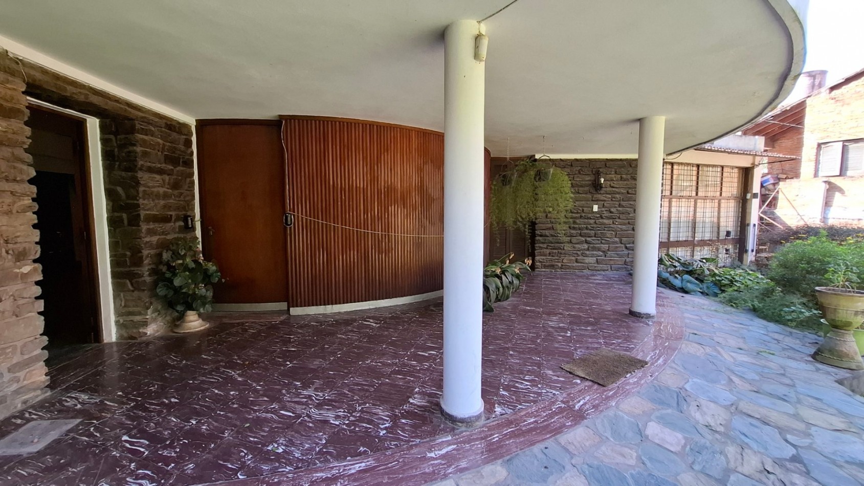 El Corte, Yerba Buena
