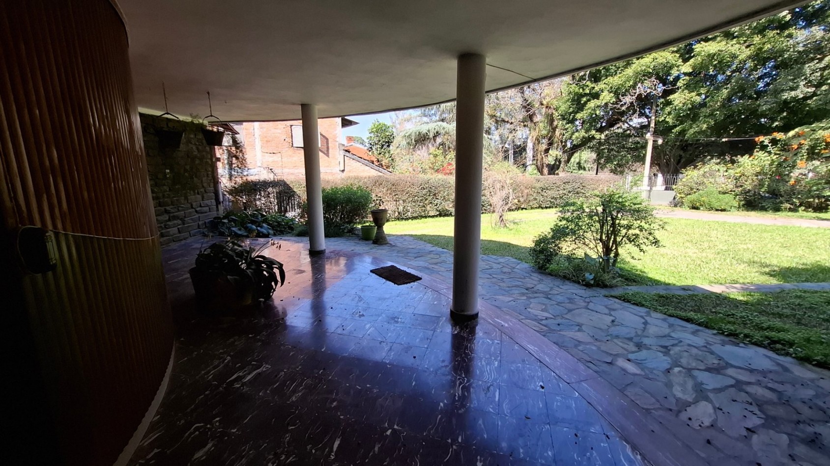 El Corte, Yerba Buena