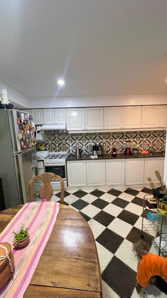 Exclusivo departamento en VENTA con terraza y quincho propios !En Barrio Norte