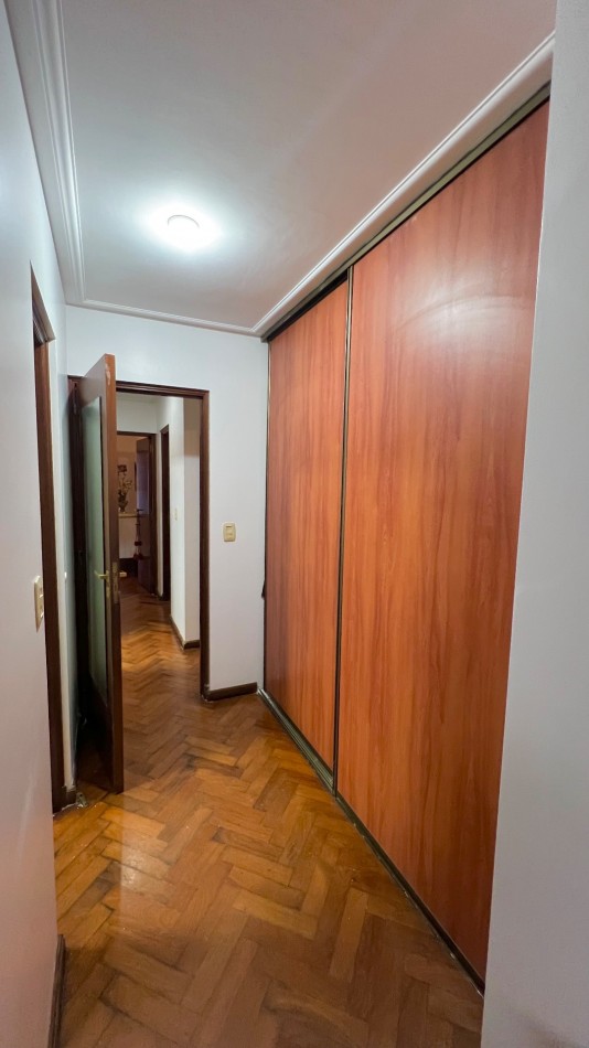 Exclusivo departamento en VENTA con terraza y quincho propios !En Barrio Norte
