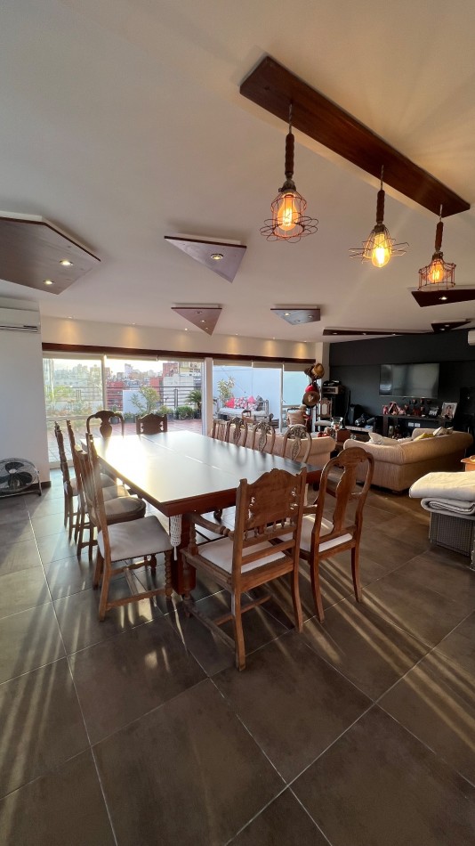 Exclusivo departamento en VENTA con terraza y quincho propios !En Barrio Norte