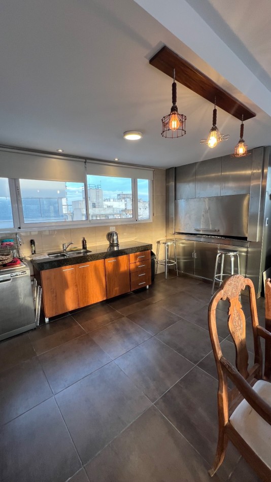 Exclusivo departamento en VENTA con terraza y quincho propios !En Barrio Norte