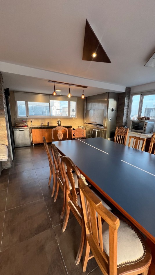 Exclusivo departamento en VENTA con terraza y quincho propios !En Barrio Norte