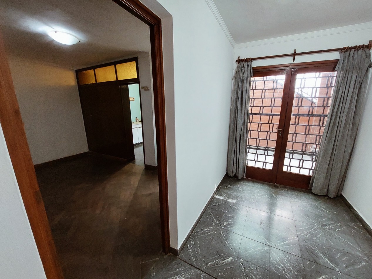 VENDO Piso completo con TERRAZA PROPIA 😍📍Maipu casi San Juan.