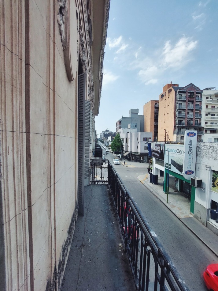 VENDO Piso completo con TERRAZA PROPIA 😍📍Maipu casi San Juan.