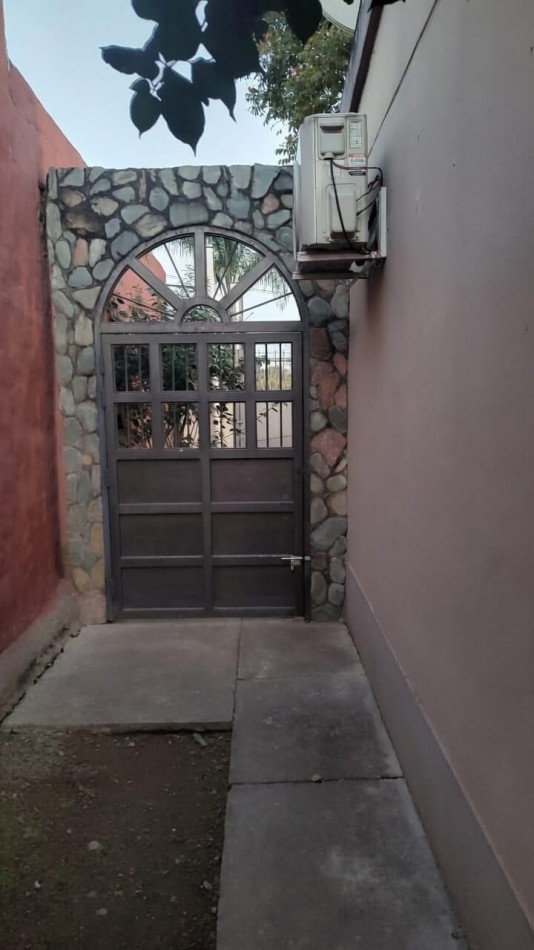 VENTA - CASA BARRIO DE ODONTOLOGOS - SAN PABLO - APTA CREDITO HIPOTECARIO