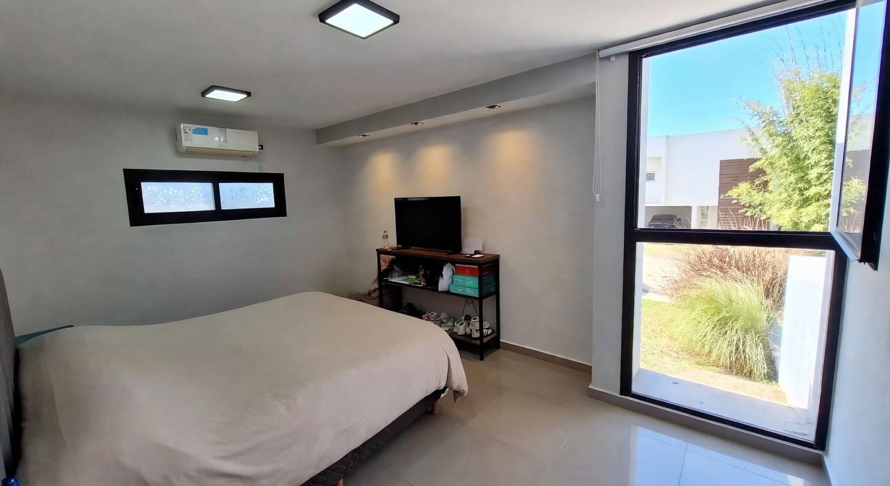 CASA EN VENTA LOS NOGALES COUNTRY PORTAL DEL SOL - APTA CREDITO HIPOTECARIO 
