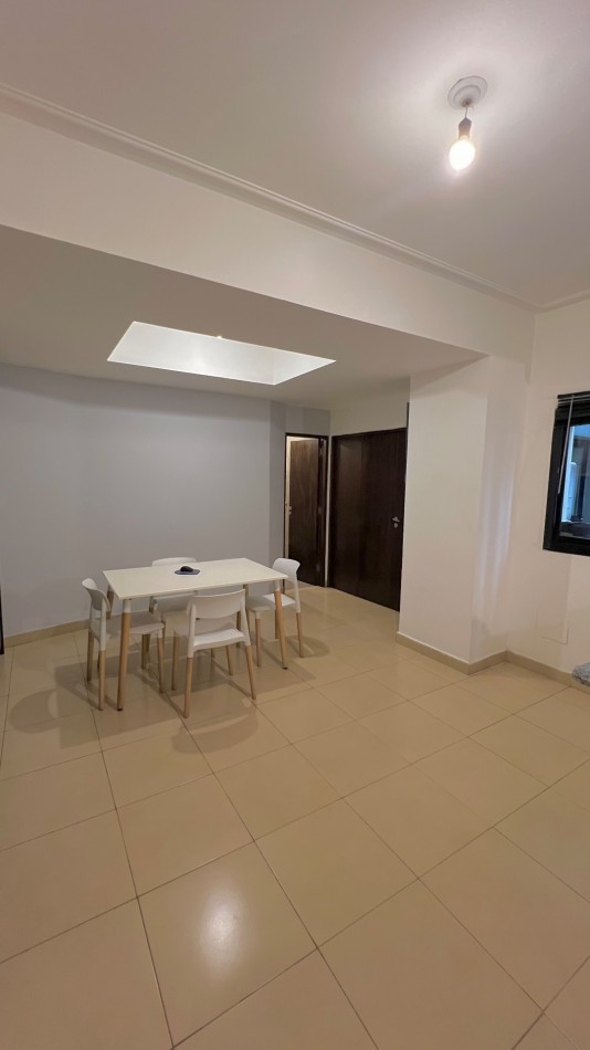 VENTA Frente a Plaza Belgrano.1 dormitorio