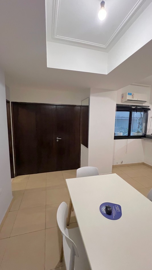 VENTA Frente a Plaza Belgrano.1 dormitorio