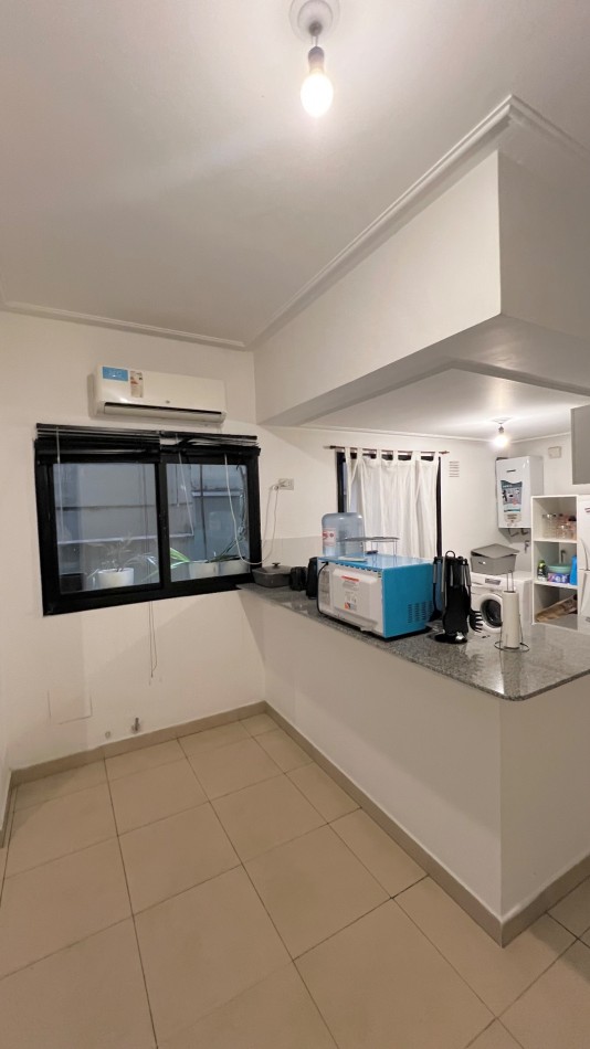 VENTA Frente a Plaza Belgrano.1 dormitorio