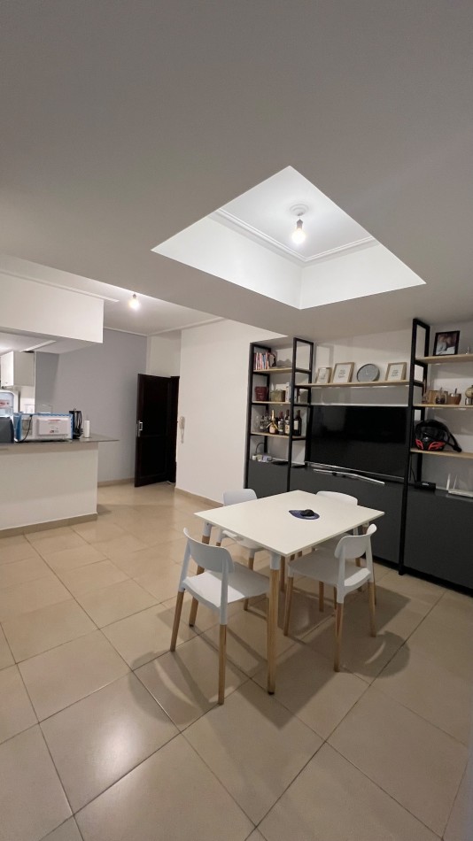 VENTA Frente a Plaza Belgrano.1 dormitorio