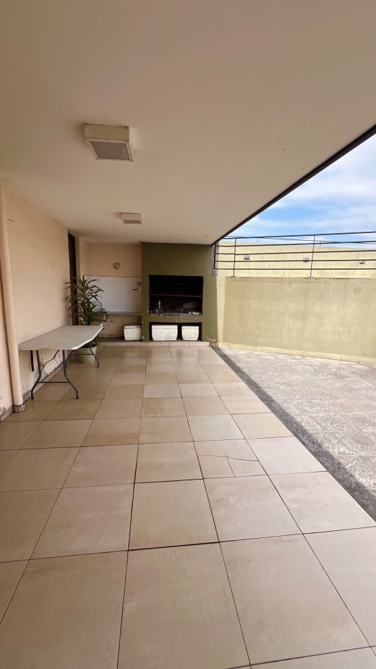 VENTA Frente a Plaza Belgrano.1 dormitorio