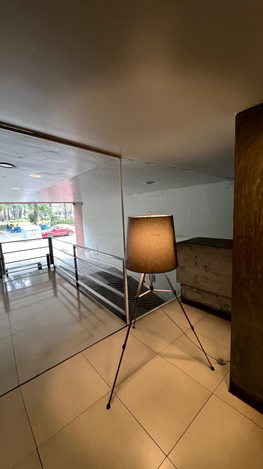 VENTA Frente a Plaza Belgrano.1 dormitorio