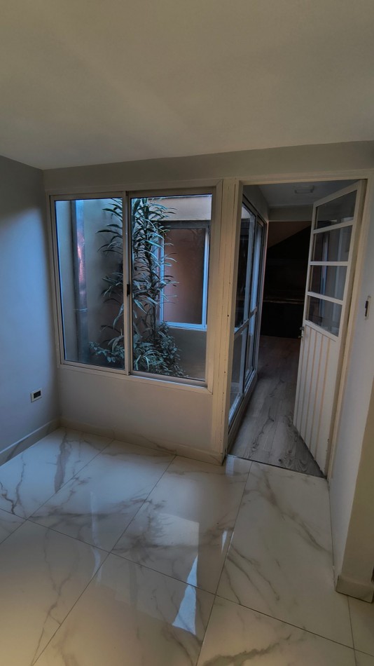 CASA EN VENTA BARRIO POLICIAL 3 (Pegado a Lomas de Tafi ) - CON GRAN REMODELACION 