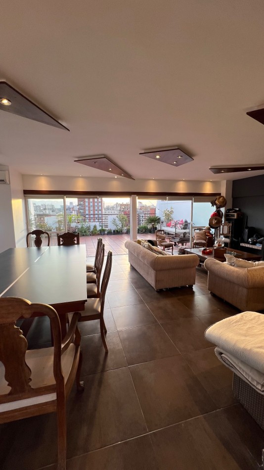 Exclusivo departamento en VENTA con terraza y quincho propios !En Barrio Norte