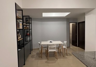 VENTA Frente a Plaza Belgrano.1 dormitorio